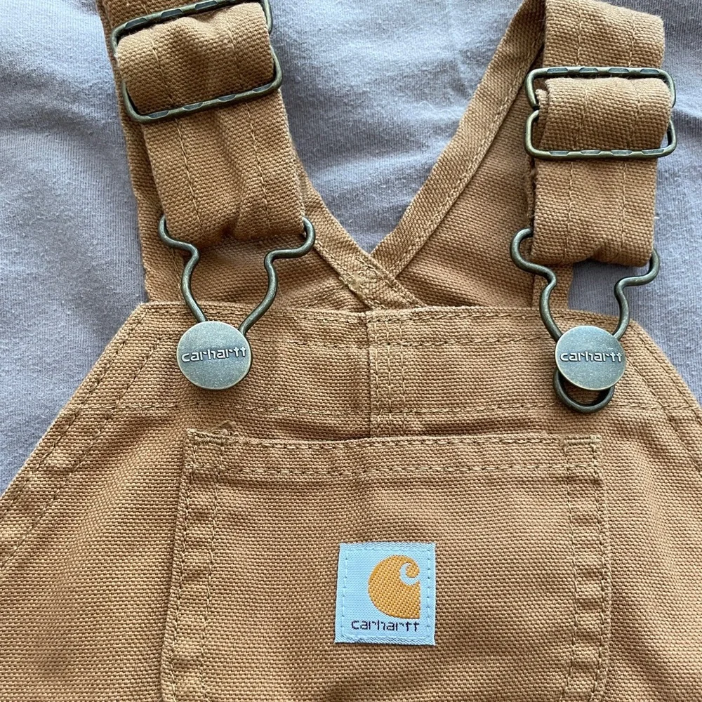 brand new carhartt bib overalls - Picture 2 of 5